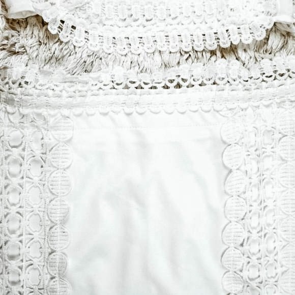 ⚡White Lace Crochet 2 Piece Coord Set - Picture 4 of 8